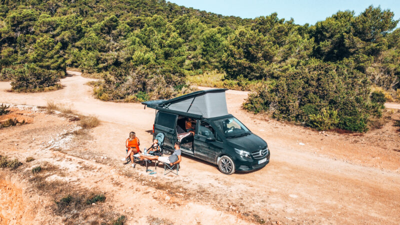 Goedkoop naar Ibiza met een campervan