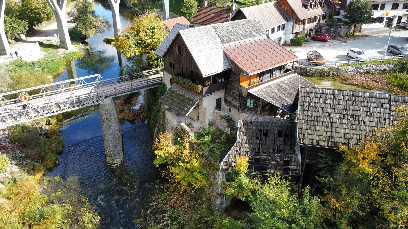 Rastoke, where the Slunjčica flows into the Korana.